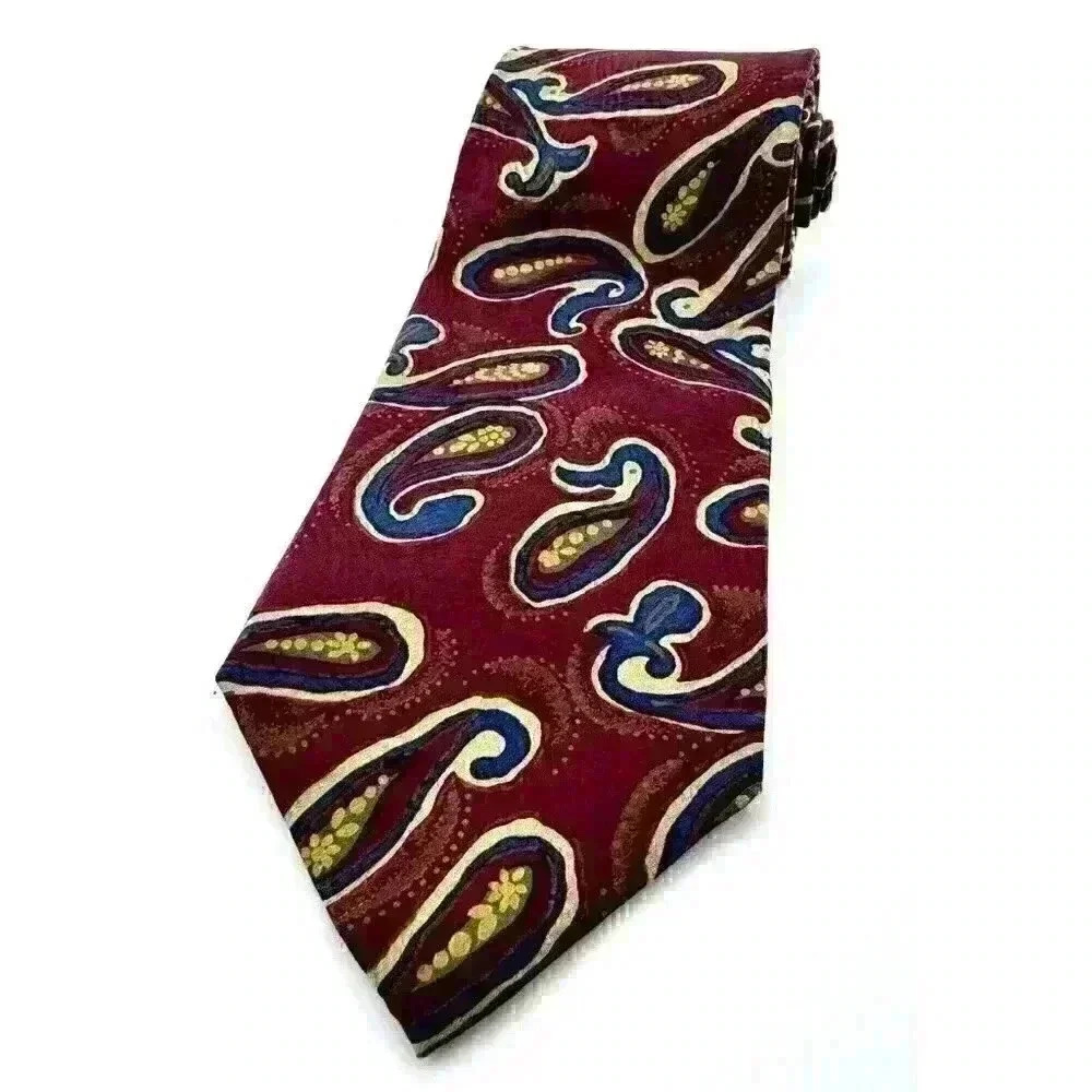 Milano All Silk Mens Tie Red 100% Silk Paisley Print 57” X‎ 3.5”